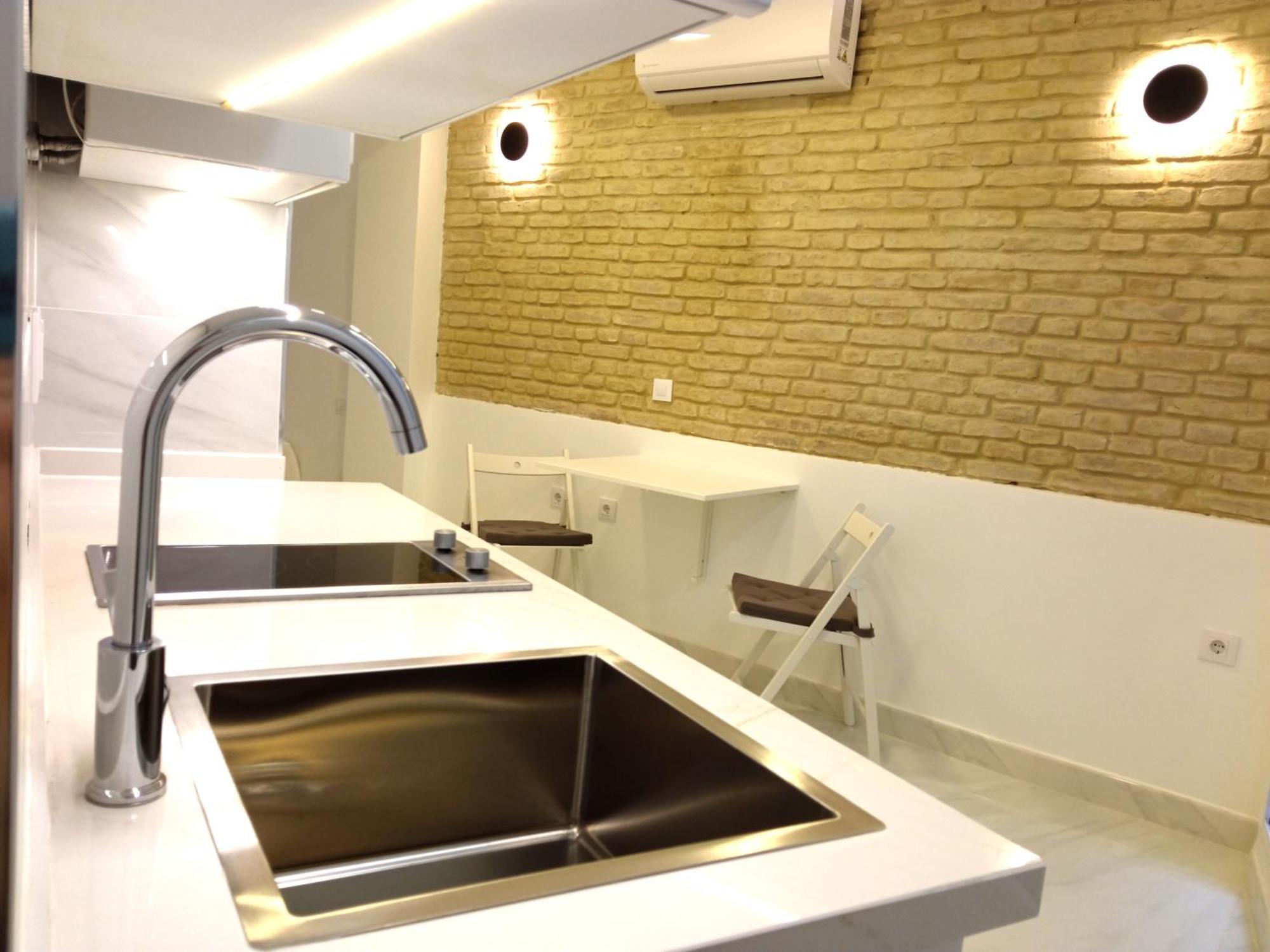 Leon Centro Apartment Севилья Экстерьер фото
